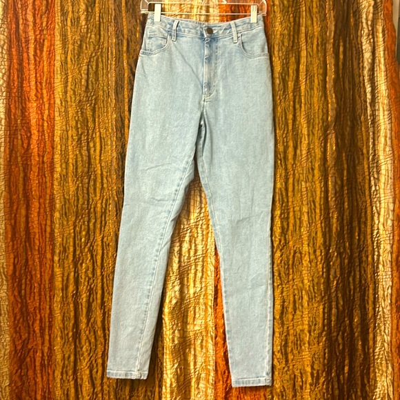 Lucy & Yak Denim - Lucy & Yak high rise light wash jeans